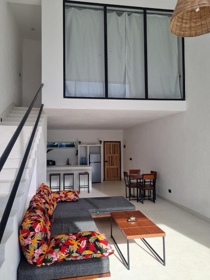Trio Villa *