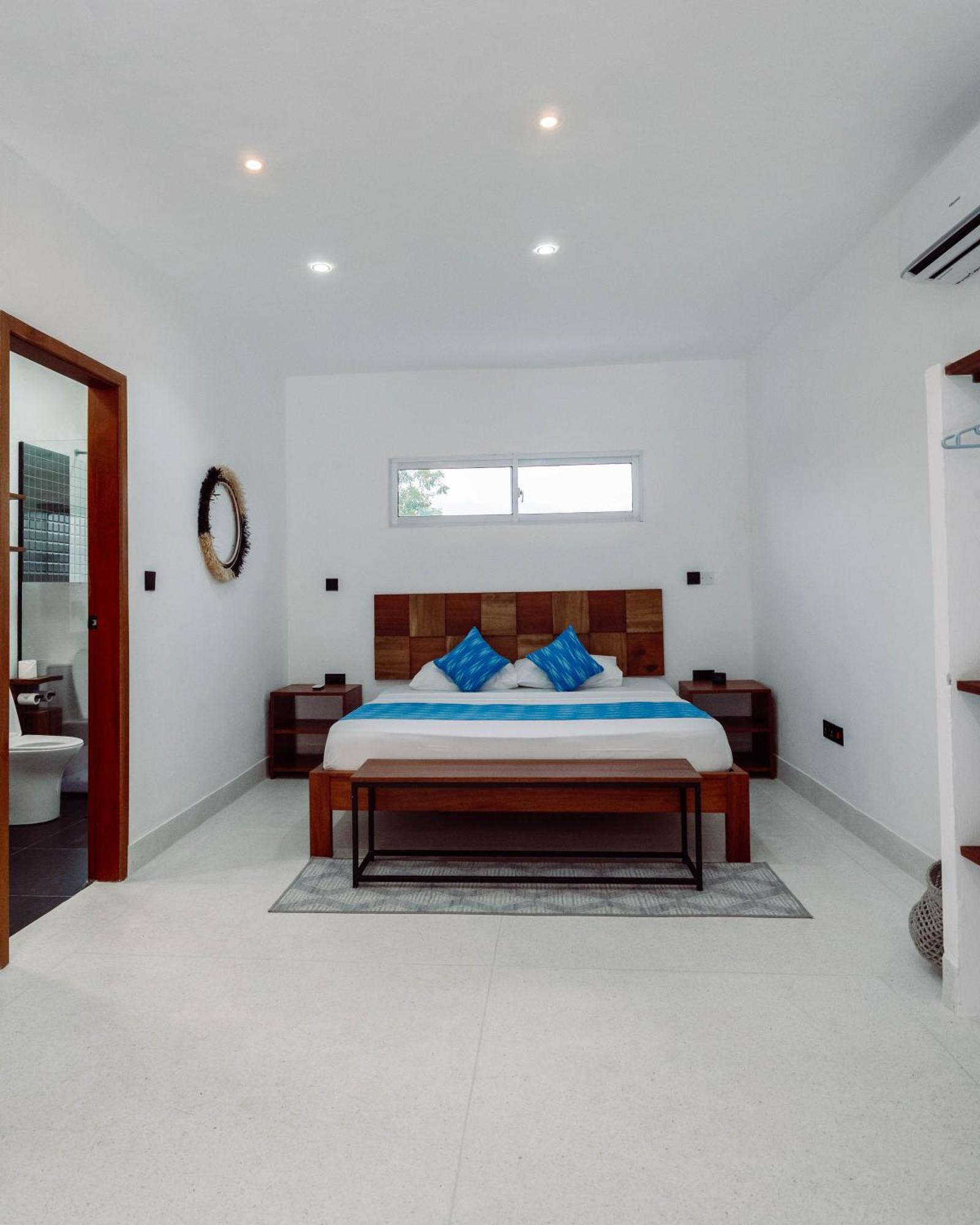 Trio * Watamu